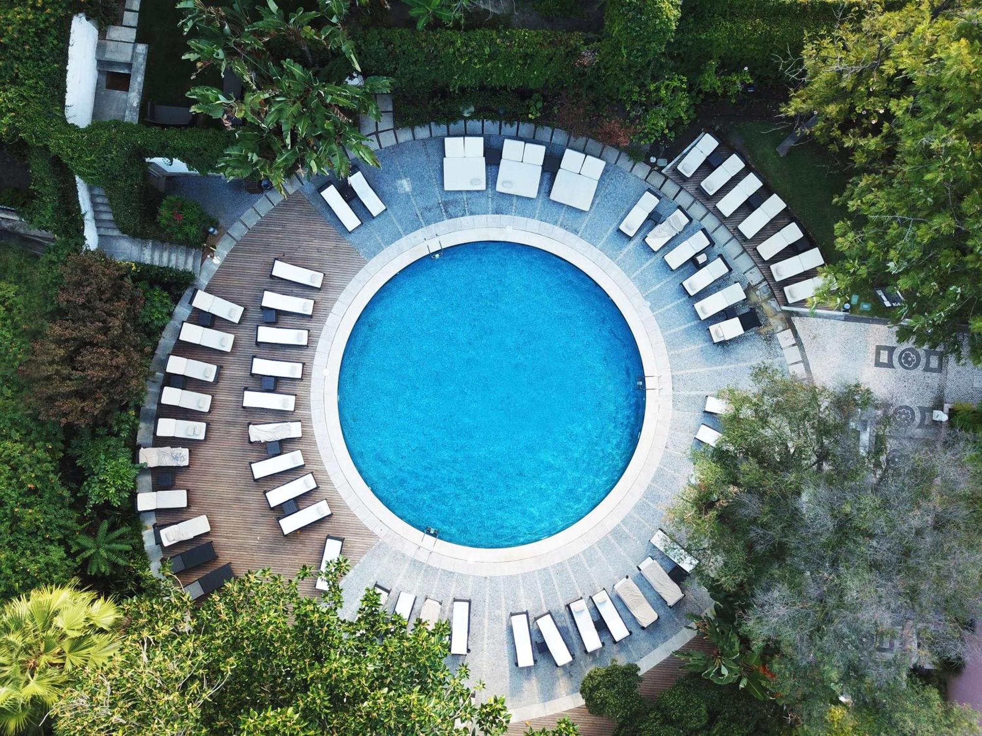 Tivoli Avenida Liberdade Lisboa - A Leading Hotel Of The World Exteriér fotografie Aerial view of the pool